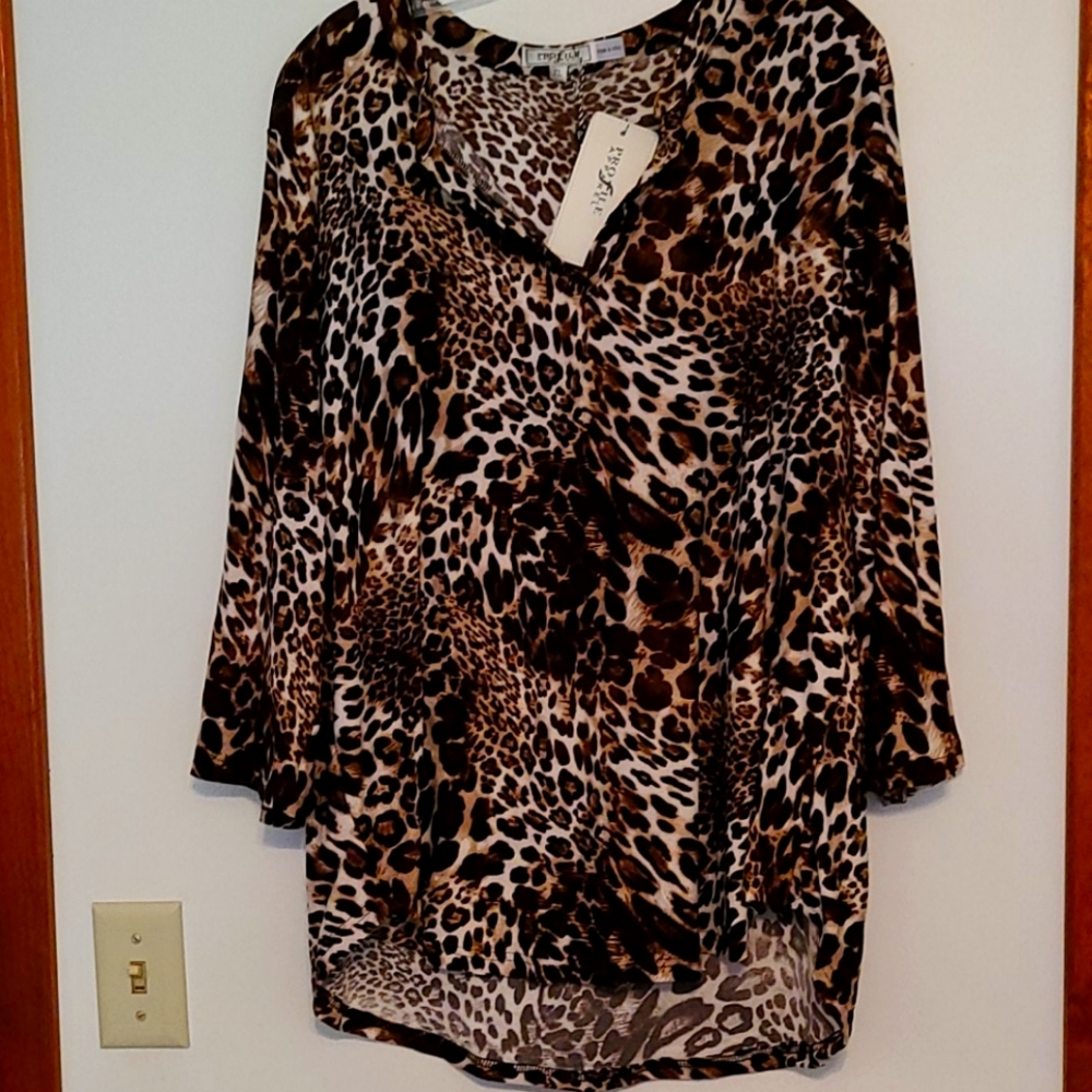 Profile leopard print top